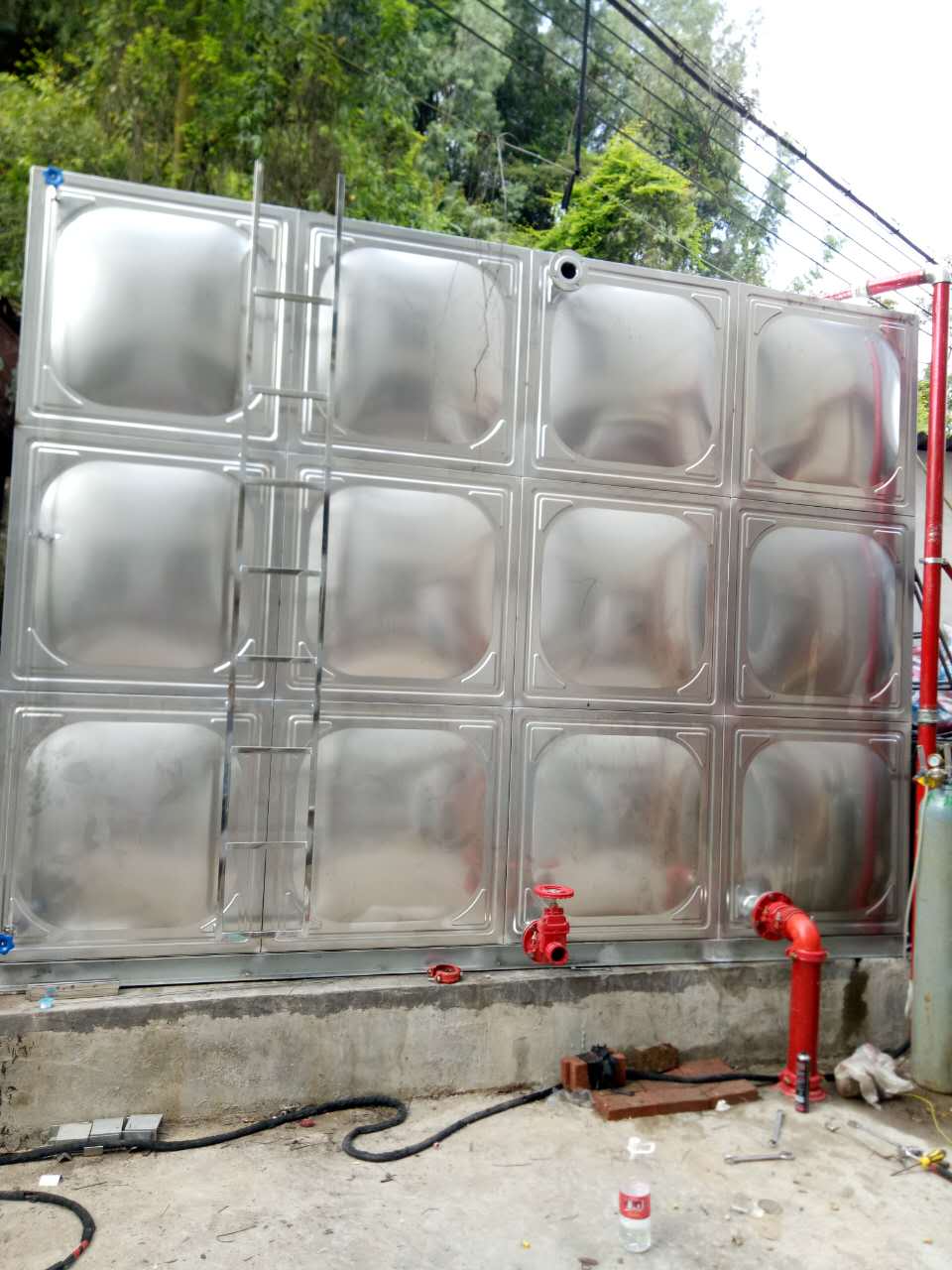 海南枫叶国际学校800立方不锈钢水箱